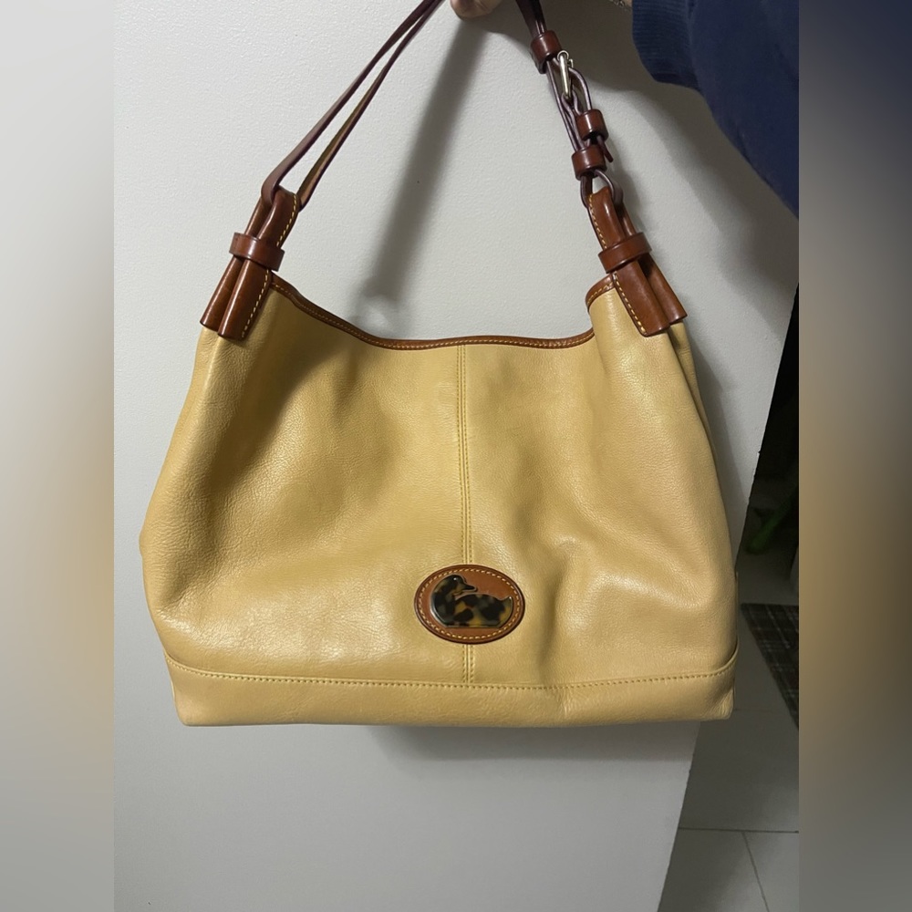 Dooney & Bourke Tan Leather Champ Tote w/ Tortoise Shell Duck